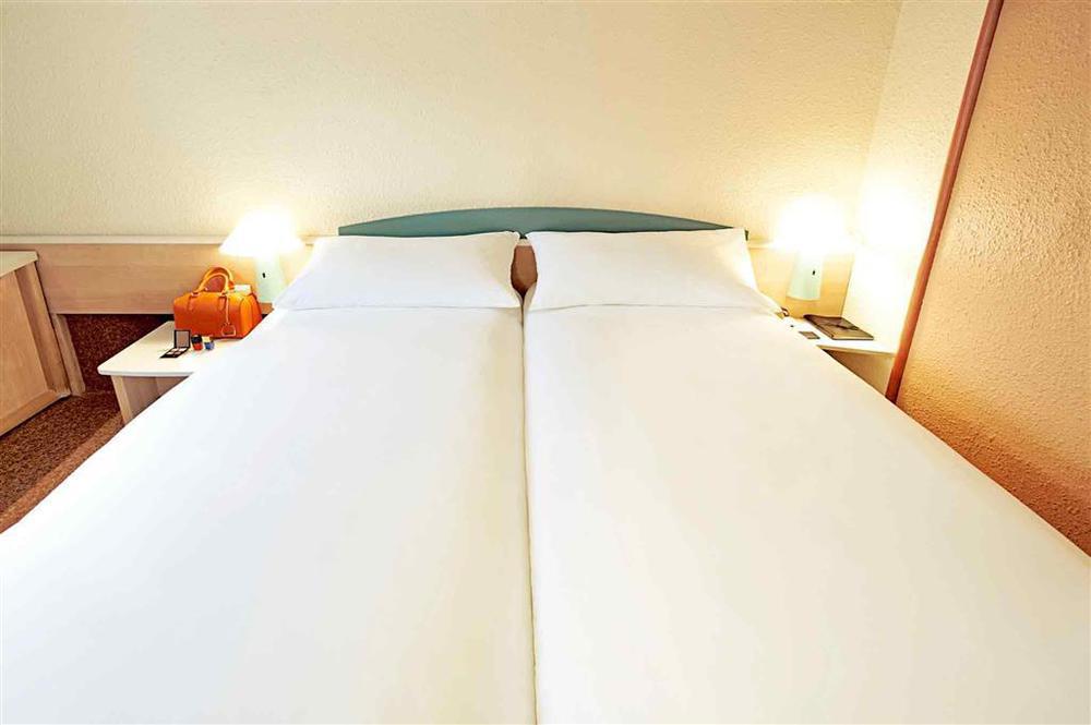 Ibis Saint Gratien - Enghien-Les-Bains Hotel Bilik gambar